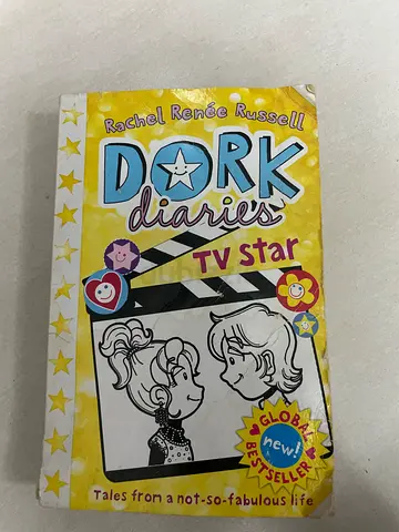 Dork Diaries: TV Star by Rachel Renée Russell (paperback)