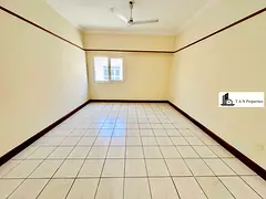 CLOSED KITCHEN | NEARBY METRO | FAMILY ORIENTED