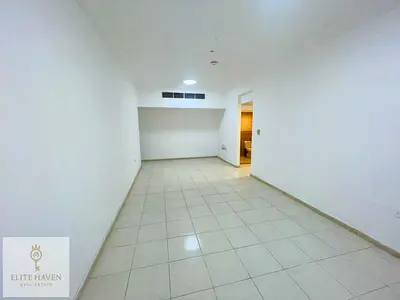 Cheap price 35k 2washroom balcony