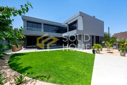 Massive plot | Corner unit| Limited Signature villa | Luxury and Modern style