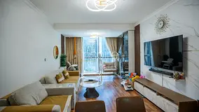 High-Floor 2BR with Floor-to-Ceiling Lake Views | Fully Upgraded