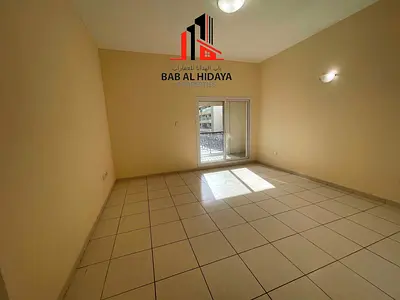PRIME LOCATION NEAR TO METRO STATION 2 BHK WITH BOTH MASTER ROOM