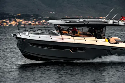 KRAFTER LX35 -Available now - 2x Honda 350HP- Delivery included