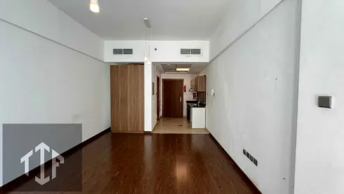 Studio Apartment With Balcony Prime Location