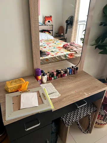 Dressing table for sale
