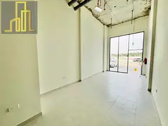 Prime Long-Layout Shop | 377 Sqft | High Visibility