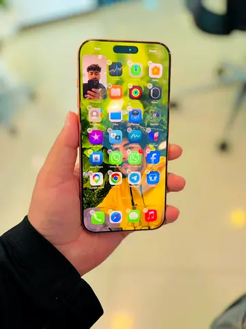 i phone 17 pro max look sim 256gb 4 time charging