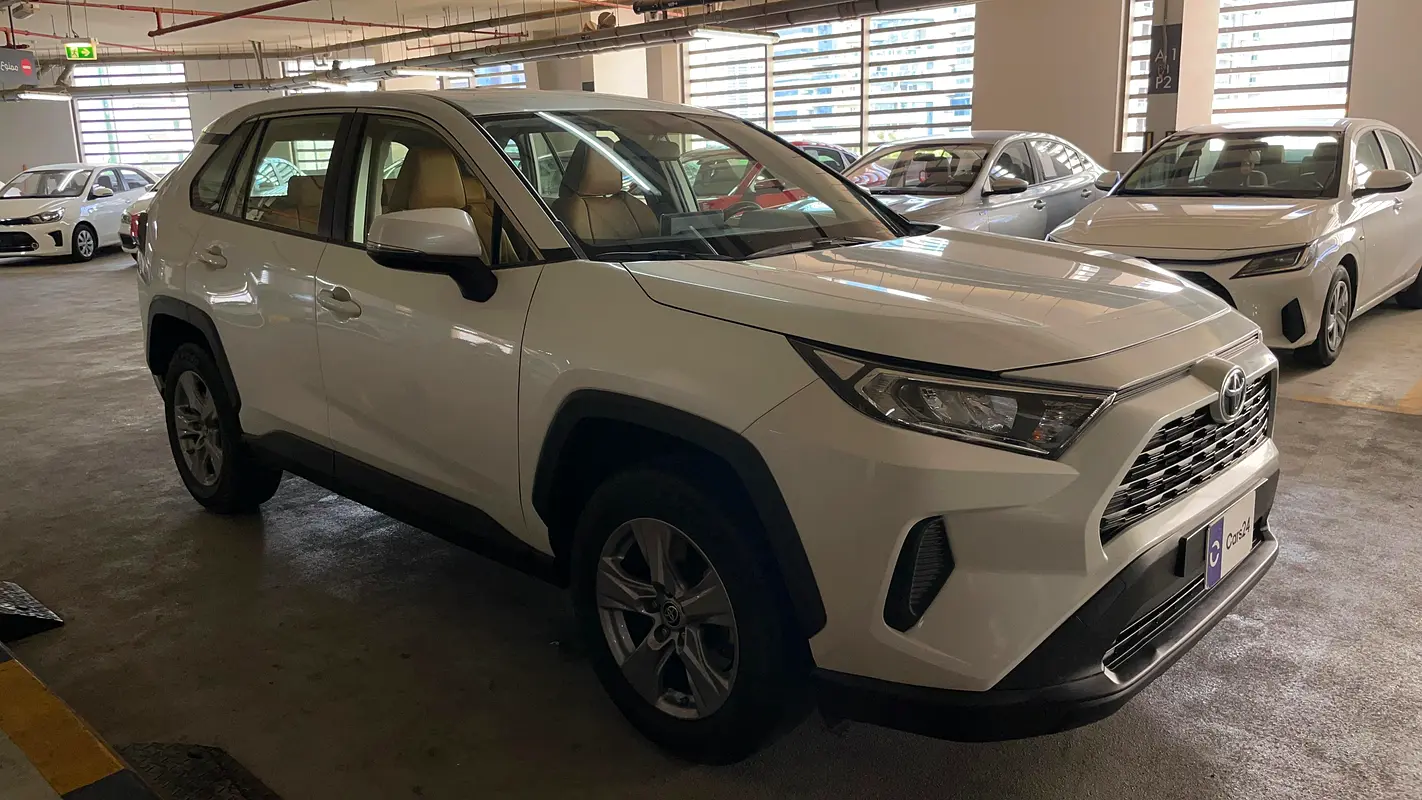 Toyota Rav 4 2024 — photo 1 of 13