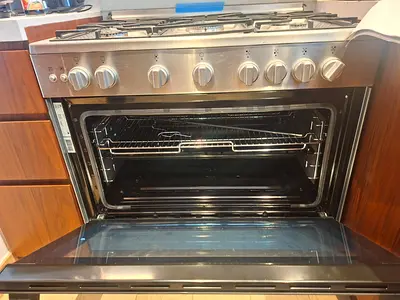 Beko new model full gas cooker 90x60 same like new condition perfect working