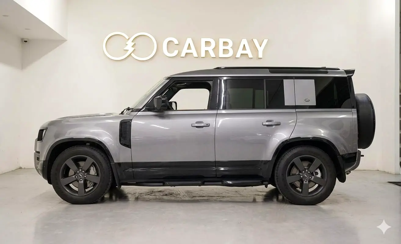 Land Rover Defender 2024