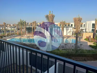 Single Row | Backing into Park & Pool | Genuine