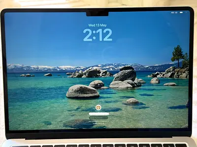 MacBook Air 13-inch (M4) - 256 GB AR/E Sky blue color Excellent Condition