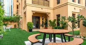 Huge Garden | Burj Khalifa| Spacious Layout