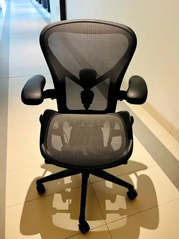 For sale Herman miller Remastered size B  fully loaded