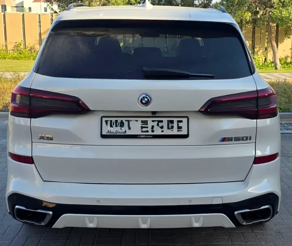 BMW X5 2023 — photo 1 of 16