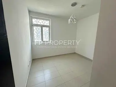 Gated Community I Near Metro I Renovated