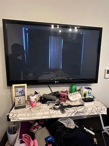 LG 42-47 inch LED TV - Good Condition