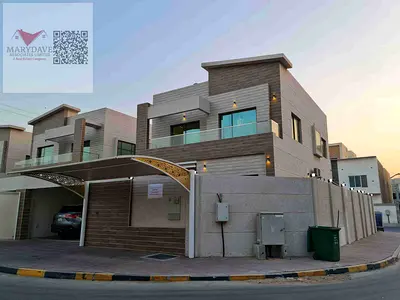 فيلا للبيع بمنطقة الياسمين كورنر على ثلاث شوارع بسعر مميز جدا !!