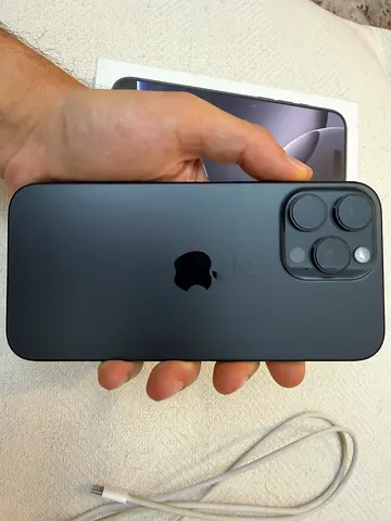 Iphone 16 pro max 256 black