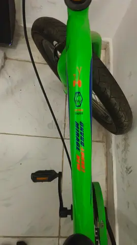 Mountain used cycle negotiable (broken back tyre rims)