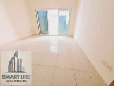 Lavish 1BHK with Parking free and Big balcony ,on prime location //Close Hall Just 31k// Family Bui