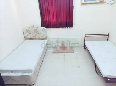 Private room with sharing washroom for 2 working ladies or couple.