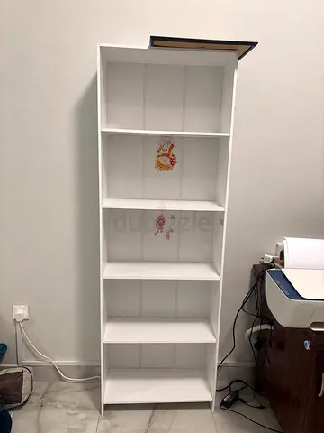 White Tall 5-Shelf Bookcase / Storage Shelf - Good Condition