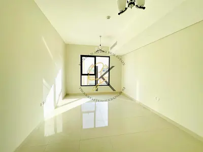 Luxury brand new 1bedroom apartment with wardrobe with balcony in front of alzahiya city center