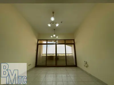 SPACIOUS 3BHK FLAT AVAILABLE - NO COMMISSION