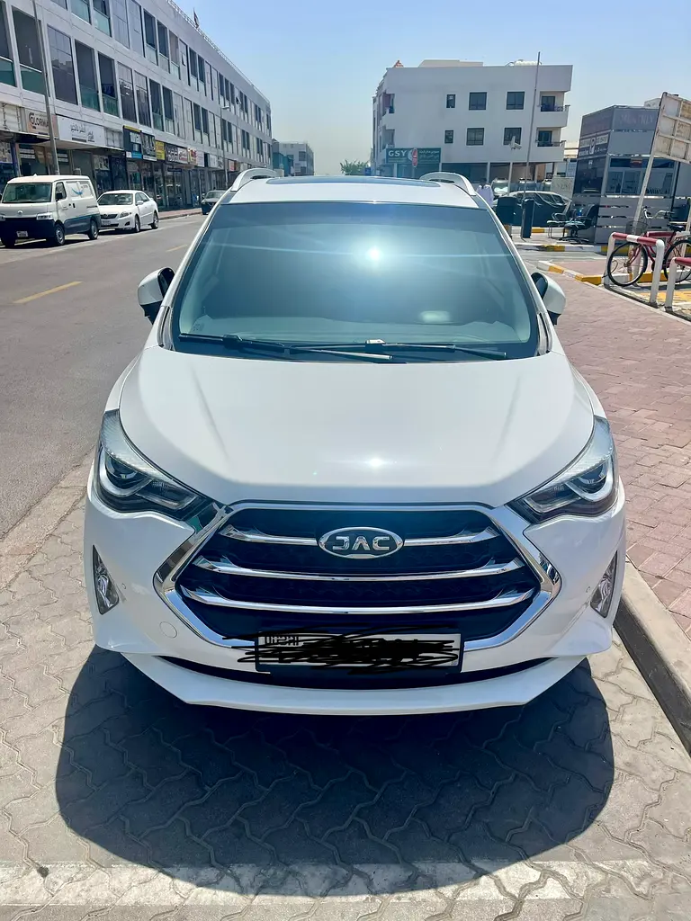 JAC S3 2023 — photo 1 of 4