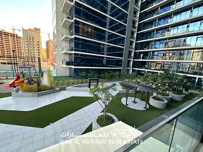 SPACIOUS 1 B/R FLAT IN AL JADDAF WITH FULL FACILITY GYM/POOL/GARDEN
