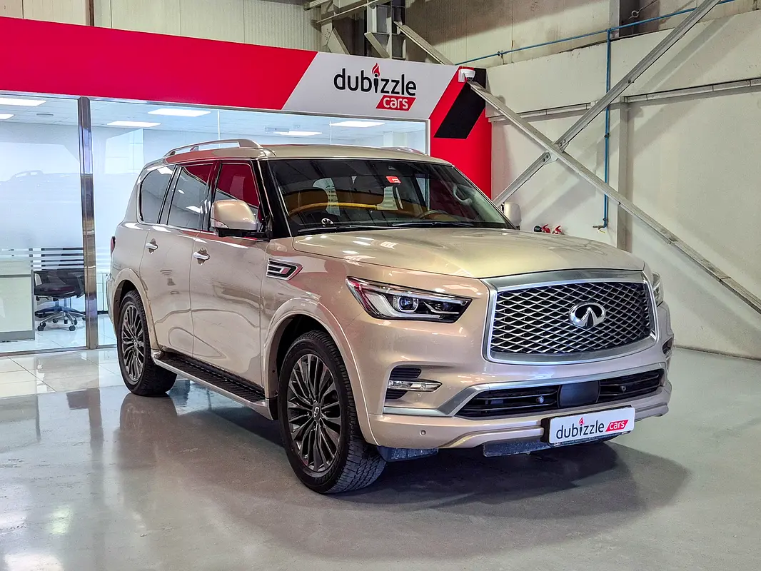 Infiniti QX80 2023 — photo 1 of 15