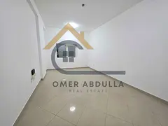Spacious Studio with 12 Cheques