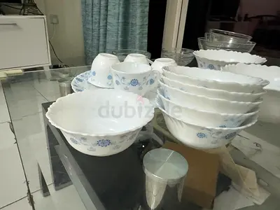 Cello dinner set..urgent sale..moving out