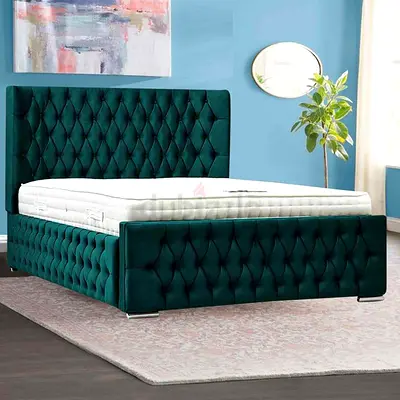 Emerald Green Velvet Tufted Queen Size Bed Frame with Headboard