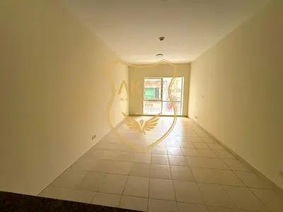 Central AC 1BHK Close To Metro For Family spacious apartment
