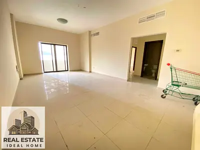 ** KING FAISAL ROAD ** HUGE 3BHK ** CLOSE HALL ** FAMILY BUILDING