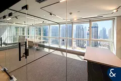 Brand New Renovation I Vacant I Furnished
