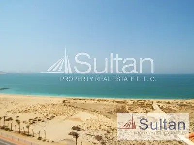 Corner Unit Sea View 2BR Gym/Pool/Beach Access