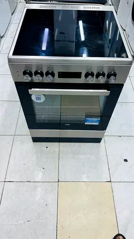 Beko 4 burners Electric Cooker 60x60 neat clean condition