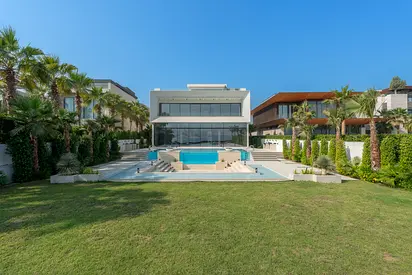 Bespoke Beachfront Living at Bay Azure