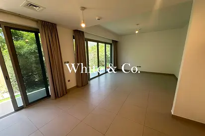 Single Row | Vacant | Unfurnished Option