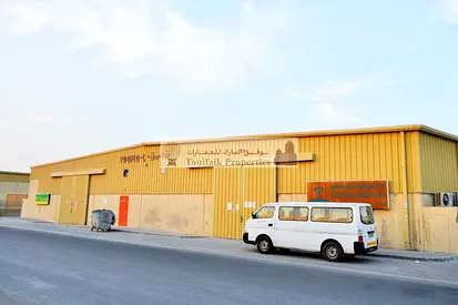 🚨 INSULATED WAREHOUSE FOR RENT – Industrial Area 17, Sharjah ★ NO COMMISSION ★