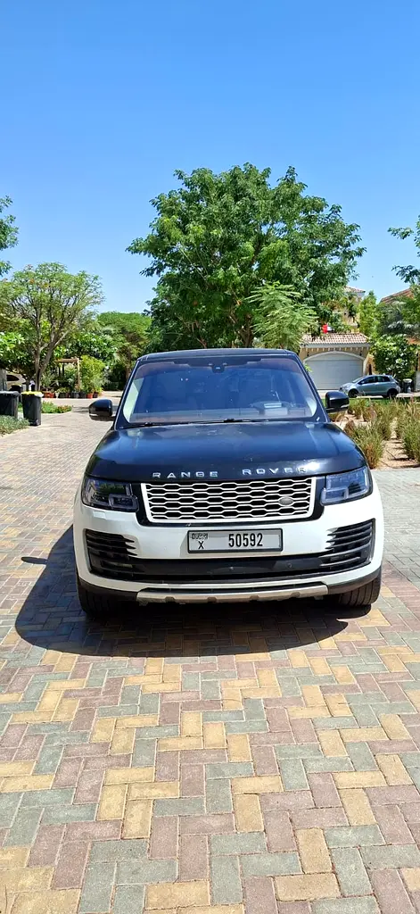Land Rover Range Rover 2017 — photo 1 of 7