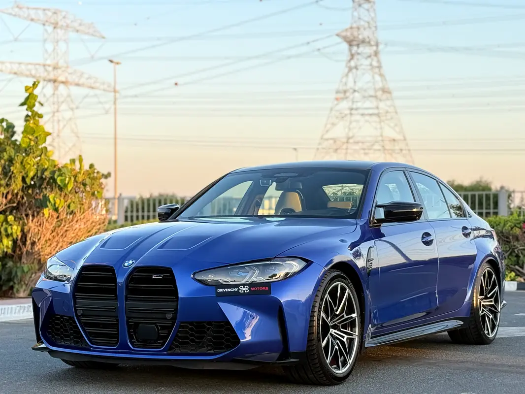 BMW M3 2022 — photo 1 of 15