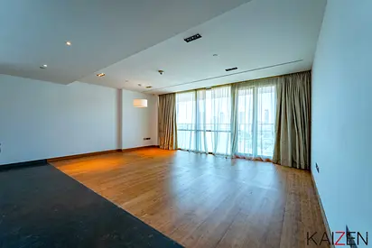Spacious 1BR | High Floor | Direct Mall Access