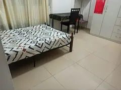Furnished Master Bed Room @ Twin Tower near Malabar