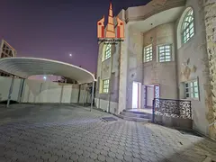 6 Bed room Hall Majlis 4 Master room wardrobe Near Beach Maids room 120k,
