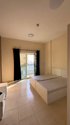 Room with balcony in silicon -ladies