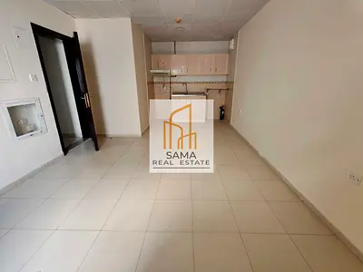 Big studio 400sqft near madina mall